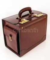 Presto számzáras táska, bőr, jelzett, jó állapotban, 32×26 cm