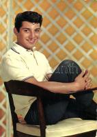 30 db MODERN főként használatlan motívumlap; színészek, színésznők / 30 modern mostly unused motive cards; actors, actresses