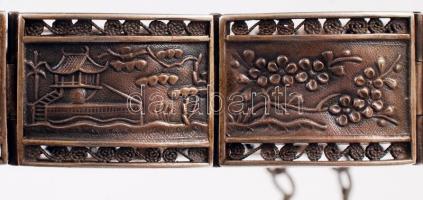 Ezüst (Ag.) karkötő, vietnami mintával, jelzett, biztonsági lánccal, nettó: 29.21g