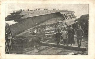 1907 Kiskundorozsma, Dorozsma; vasúti katasztrófa, az étkezőkocsi, csendőr puskával
