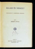 Szekfű Gyula: Állam és nemzet. Tanulmányok a nemzetiségi kérdésről. Bp., 1942, Magyar Szemle Társaság. Aranyozott félvászon kötésben, jó állapotban.