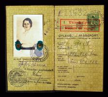 1938 Bp., Magyar Királyság által kiállított fényképes útlevél okmánybélyegekkel, pecsétekkel