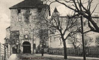 Zólyom, vár bejárat / castle entry