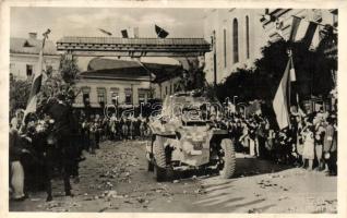 1940 Marosvásárhely, bevonulás, tank / entry of the Hungarian troops, tank 'vissza' So. Stpl