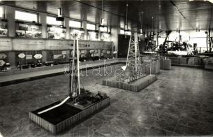 8 db MODERN főként használatlan fekete-fehér magyar városképes lap; Zalaegerszegi Olajipari múzeum /...