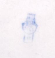 Zsolnay búgócsigával játszó gyerek, kézzel festett, jelzett (Sinkó), hibátlan, 13×15 cm / Handpainte...