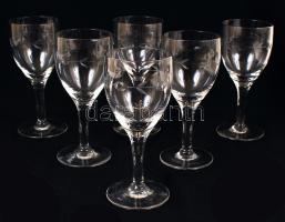 Borospohár készlet metszett díszítéssel, 6 db, csorbával