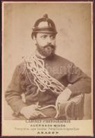 cca 1880 Aradi tűzoltó Auerbach fotó / fire guard 12x18 cm