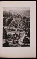 The Decline and Rise of Budapest. Bp., 1946, Dr. Móricz Miklós Printing Office. Kiadói papírkötés, f...