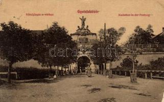 Gyulafehérvár, Károly kapu a várban / gate in the castle (EK)