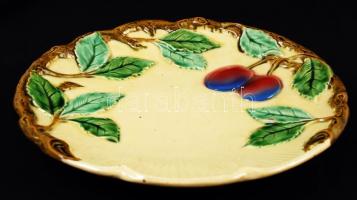 Szecessziós fali dísztányér, kézzel festett, apró mázhibákkal, jelzett, d:26 cm