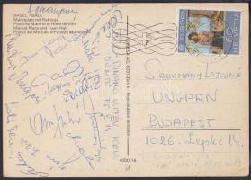 1975 Sirokmány Lajos sportújságíró feleségének elküldött képeslap, focisták és férje aláírásával, a kupagyőztesek Európa-kupája döntőjéről, ahol a Dinamo Kijev és a Ferencváros mérkőzött meg egymással.