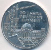 Németország 2000D 10M Ag "Az újraegyesítés 10. évfordulója" T:PP (felületi karc) Germany 2000D 10 Mark Ag "10th Anniversary of Reunification" C:PP (slightly scratched)