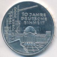 Németország 2000D 10M Ag "Az újraegyesítés 10. évfordulója" T:PP (felületi karc) Germany 2000D 10 Mark Ag "10th Anniversary of Reunification" C:PP (slightly scratched)