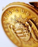 Kormányzói Gyűrű14 K arany (Au), nagy ovális fej, Magyarország középcímerével, körfelirat: Sub  Ausp...