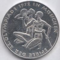 NSZK 1972G 10M Ag "München-Olimpia, térdelő atléták" T:2
GFR 1972G 10 Mark Ag "Munich...