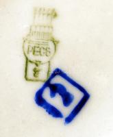 8 db különböző mintájú Zsolnay bögre, jelzett