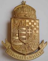 I.V.H "Királyért és Hazáért" nagyalakú aranyozott Br kitűző T:1/2