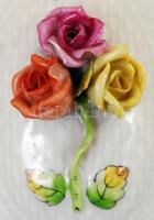 Herendi Viktória mintás kézzel festett porcelán bonbonier apró rózsákkal, apró hibával, jelzett, 11x...