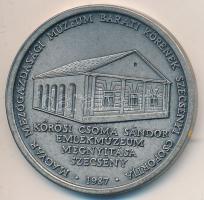 Bognár György (1944-) 1987. "Kőrösi Csoma Sándor 1784-1842 / Magyar Mezőgazdasági Múzeum Baráti Körének Szécsényi Csoportja - Kőrösi Csoma Sándor Emlékmúzeum megnyitása Szécsény" fém emlékérem (42mm) T:2