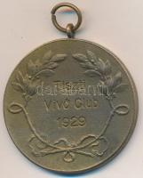 1929. "Tiszti Vívó Club" fém emlékérem füllel (40mm) T:2,2-