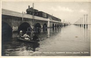Venice, Venezia; Ponte della Ferrovia sulla Laguna / railroad bridge