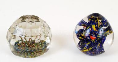 2 db többrétegű színes üvegnehezék, hibátlan, m: 6 és 7 cm