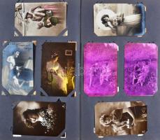 Régi díszes Art Nouveau képeslapalbum (38,5 cm x 23 cm) 78 db régi képeslappal; üdvözlő, hölgy, gyer...