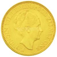 Hollandia 1925. 10G Au "I. Vilma" (6,71g/0.900/22,5mm) T:1-,2 Netherlands 1925. 10 Gulden Au "Wilhelmina I" (6,71g/0.900/22,5mm) C:AU,XF