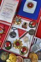 Doboznyi vegyes szocialista kitüntetés és jelvény, emlékérem és bankjegy tétel T:vegyes