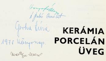 Koczogh Ákos: Kerámia, porcelán, üveg. Bp., 1975, Képzőművészeti Alap Kiadóvállalata (Mai magyar ipa...