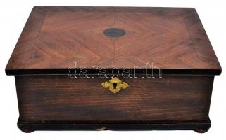 cca 1910 Antik fa ládika kulcs nélkül / Vintage cassa 20x25x12 cm