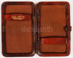 cca 1900 Aranyozott, díszes, bőr cigarettatárca, Tull Victor udvari szállító, Budapest felirattal 8,...
