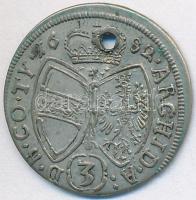 Ausztria 1682. 3Kr Ag "I. Lipót" Hall (1.54g) T:2- ly. Austira 1682. 3 Kreuzer Ag "Leopold I" Hall (1.54g) C:VF hole