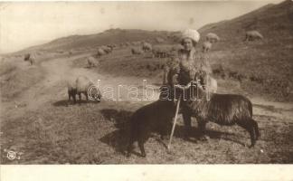 Romanian folklore, shepherd