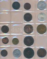 Vegyes fémpénz gyűjtemény albumba rendezve és berakólapokon, benne magyar, osztrák, lengyel, új-zéla...
