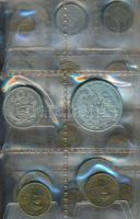 Peru 55db vegyes fémpénz albumba rendezve T:vegyes
Peru 55pcs of mixed coins in album C:mixed