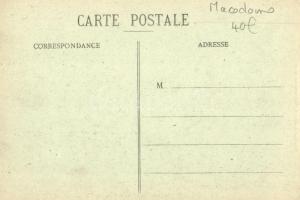 La Macédoine, femmes cassant des cailloux sur la route / Macedonian women breaking stones, folklore