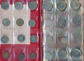 Venezuela 48db vegyes fémpénz albumba rendezve, közte ezüstök! T:vegyes
Venezuela 48pcs of mixed coi...