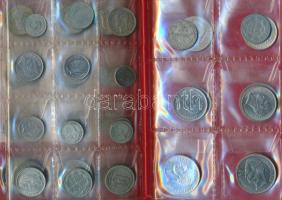 Venezuela 48db vegyes fémpénz albumba rendezve, közte ezüstök! T:vegyes
Venezuela 48pcs of mixed coi...