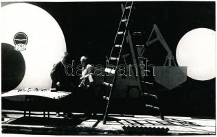 cca 1970-1980 Zsigri Oszkár: DIGÉP dekoráció, jelzetlen vintage fotóművészeti alkotás a szerző hagyatékából, 15x24 cm