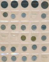 Argentína 135db vegyes fémpénz albumba rendezve T:vegyes
Argentina 135pcs of mixed coins in album C:...