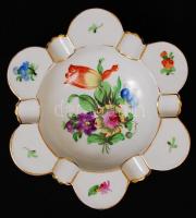 Herendi virág mintás porcelán nagy hamutartó, apró kopásnyomokkal, kézzel festett, jelzett, m: 3,5 c...