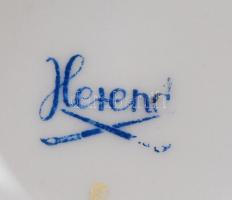 Herendi virágmintás kézzel festett porcelán bonbonniere, kopásnyomokkal, jelzett (tanuló), d: 8 cm, ...