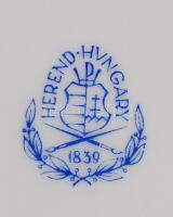 Herendi madárral és levelekkel díszített kézzel festett hamutartó tál, apró kopásnyomokkal, hibátlan...