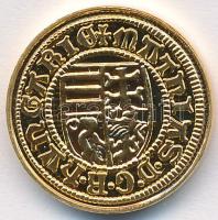 DN "Magyar tallérok utánveretben - II. Mátyás tallérja 1616" aranyozott fém emlékérem (5.7...
