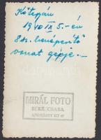 Kőtegyán. 1940 IX 5-én. 8. sz. benépesítő vonat gépje: felirattal, fotó,  8,5x6cm