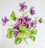 Német ibolyamintás porcelán kínáló, apró kopásnyomokkal jelzett, m: 14,5 cm, d: 20 cm