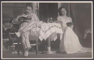 cca 1930-1940 Wellesz Ella Foto: Lázár Mária érdemes művész és Törzs Jenő egy színpadi jelenetben, pecséttel jelzett, hátoldalon feliratozva, 13x8 cm 