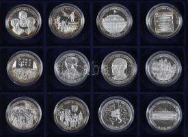 NSZK 1989. "40 éves az NSZK" sorozat, benne 23db klf Ag emlékérem, eredeti díszdobozban ta...